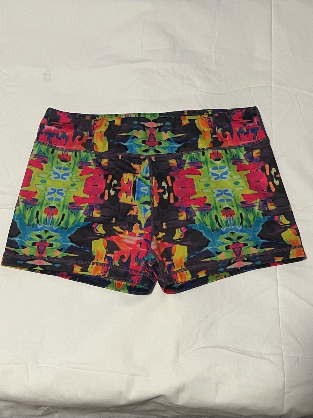 IAB Multicolored Pattern Workout Shorts Size XXL 14 Polyester Spandex - Picture 2 of 4